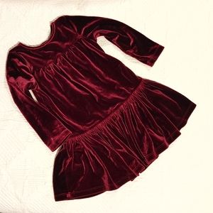 Velvet maroon long sleeve dress